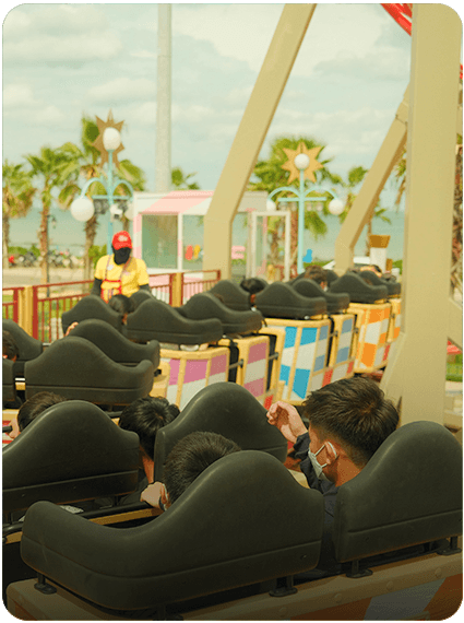 Theme Rides & Guided Experiences